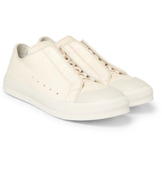 Alexander McQueen Textured-Leather Low Top Sneakers Ivory F17 — view 2