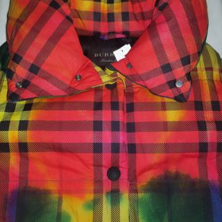 Burberry Oversized Checked Cotton Down Jacket — view 11
